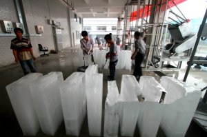 上海降温大冰块，制冰公司冰块销售批发订购